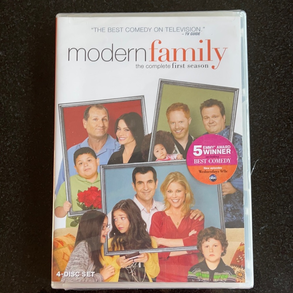Modem Family 4 disc set NEW